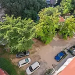 Macchiato, New Luxury Apartment Near Bacvice Beach