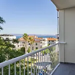 Macchiato, New Luxury Apartment Near Bacvice Beach